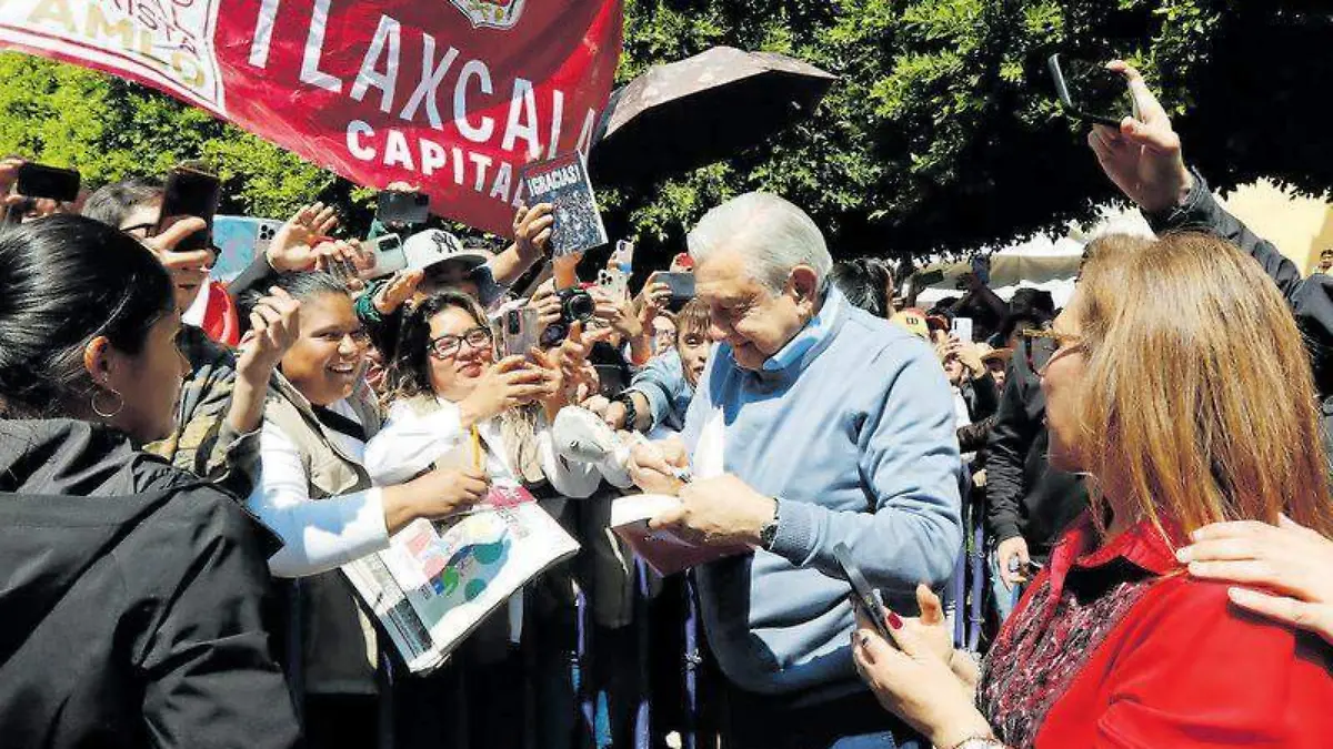 Entrega templos AMLO (9)